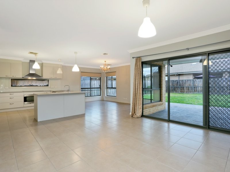32 Butterfly Lane, The Ponds NSW 2769