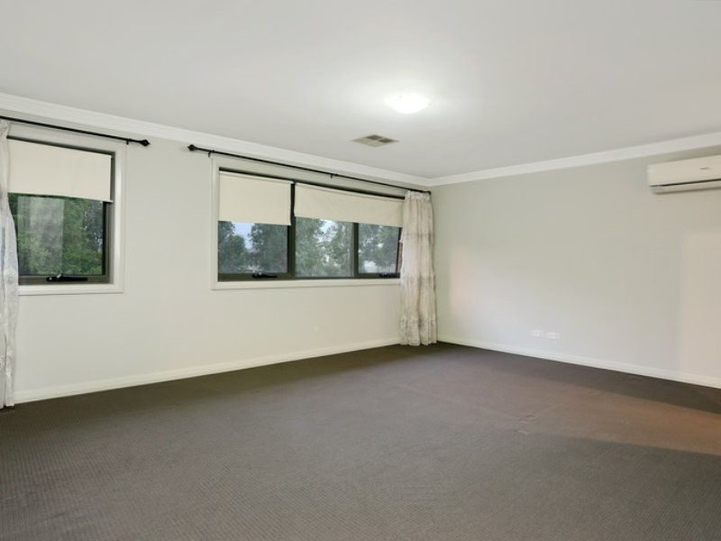 32 Butterfly Lane, The Ponds NSW 2769