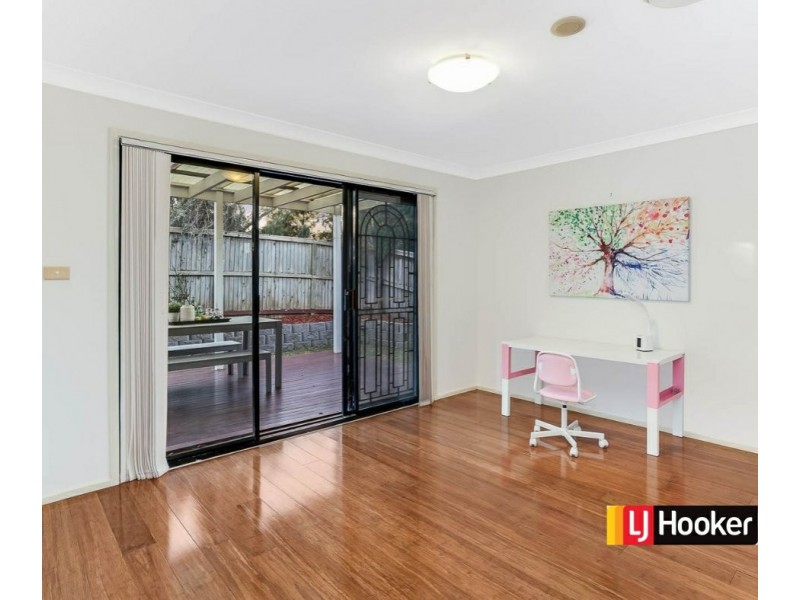 24 Fraser Ave, Kellyville NSW 2155