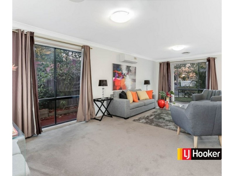 24 Fraser Ave, Kellyville NSW 2155