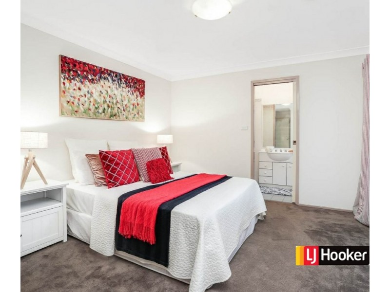 24 Fraser Ave, Kellyville NSW 2155