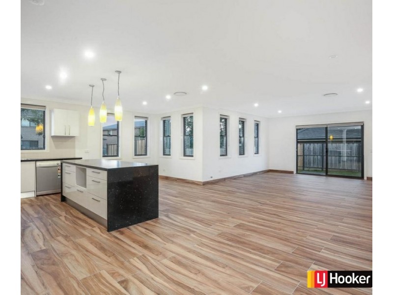 8 Sand Street, The Ponds NSW 2769