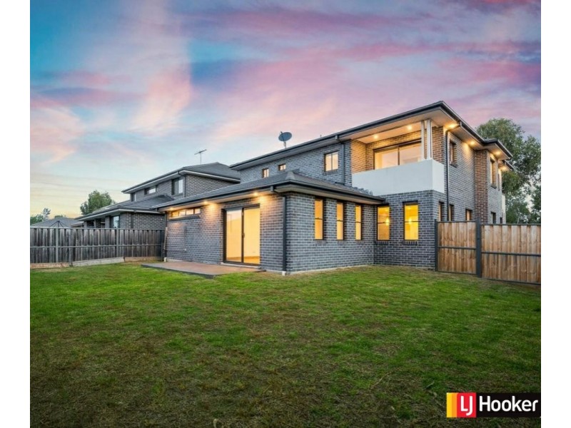 8 Sand Street, The Ponds NSW 2769