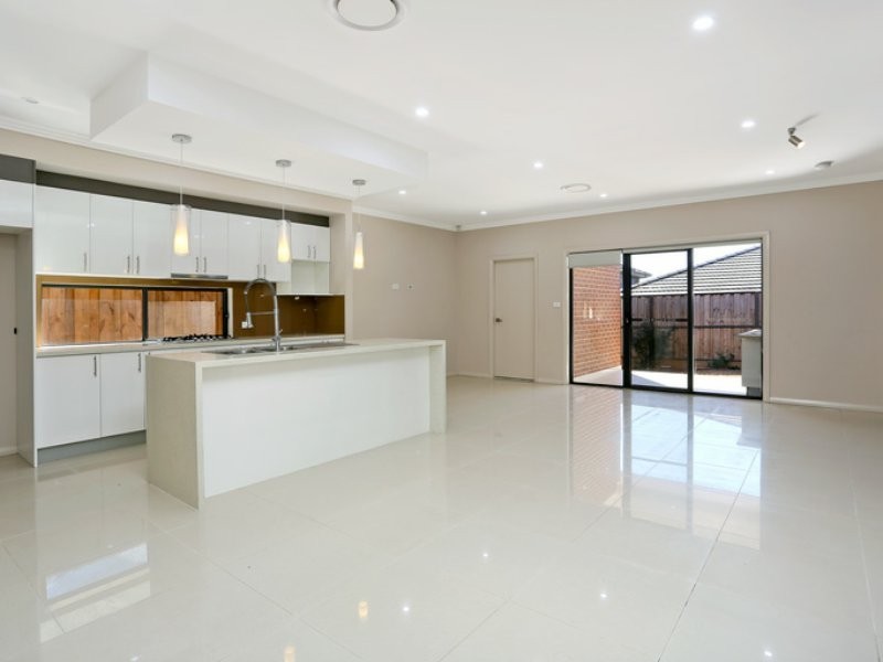 10 Hazelbrook Street, The Ponds NSW 2769