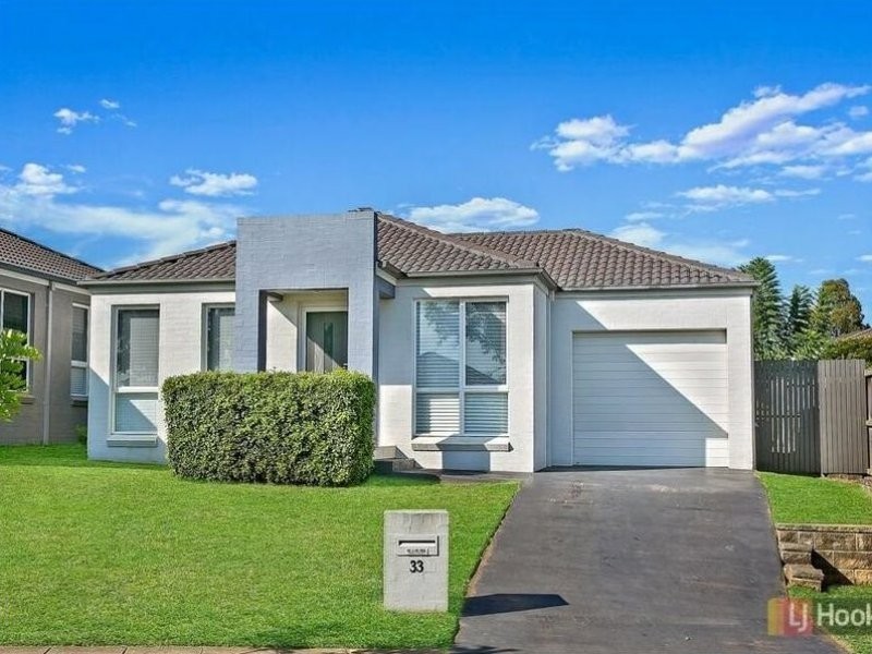33 Ashtead Parade, Stanhope Gardens NSW 2768