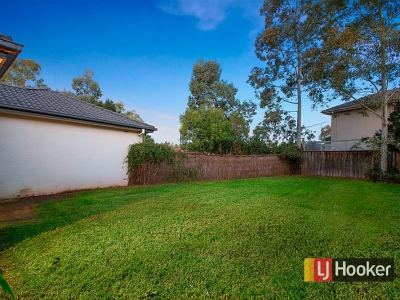 21 Newbury Avenue, Stanhope Gardens NSW 2768