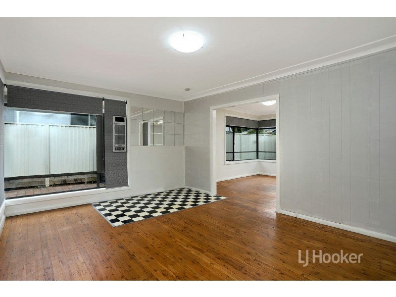 4 Chalet Road, Kellyville NSW 2155