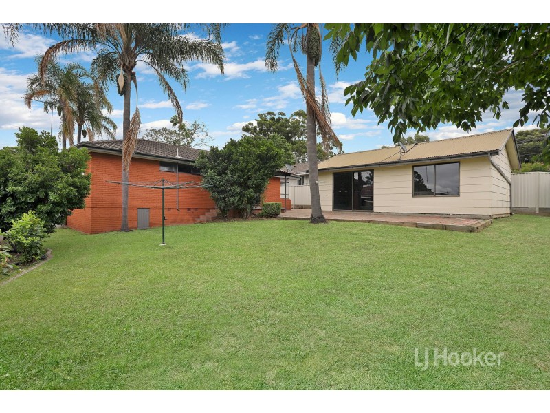 4 Chalet Road, Kellyville NSW 2155