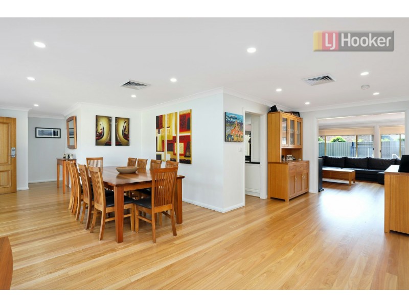 2 Cumberland Avenue, Castle Hill NSW 2154