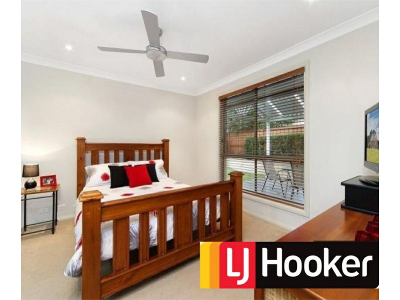 4 Salford Street, Stanhope Gardens NSW 2768