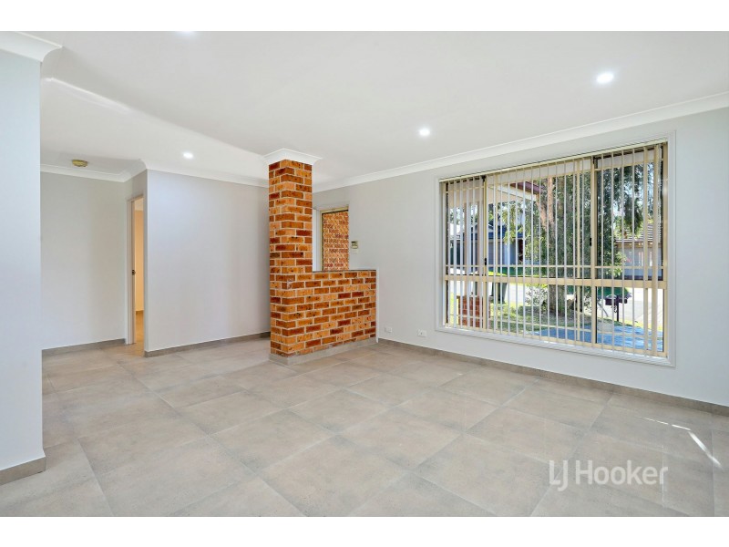 18 Mandarin Way, Glenwood NSW 2768