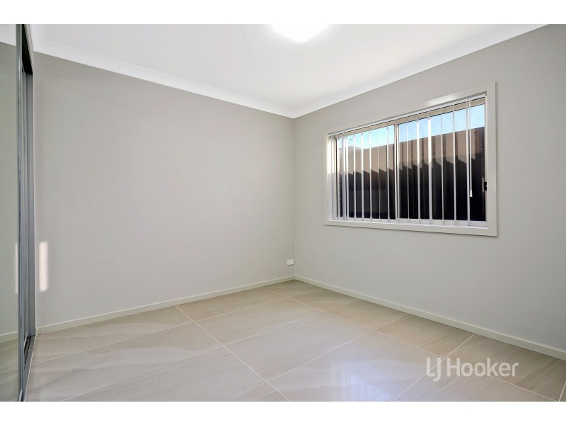 8A Leverton Street, Kellyville NSW 2155