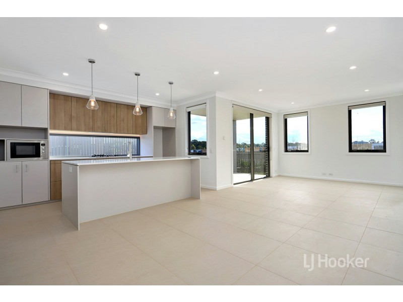 10 Altrove Boulevard, Schofields NSW 2762