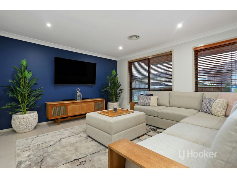 3 Paringa Drive, The Ponds NSW 2769