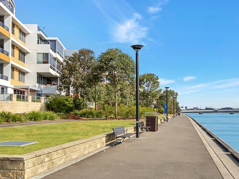 718/50 Shoreline Drive, Rhodes NSW 2138