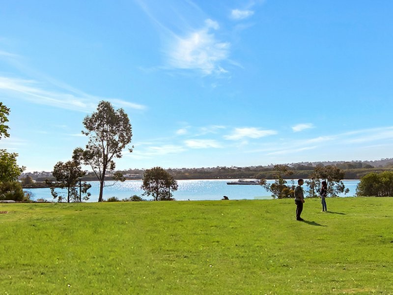 718/50 Shoreline Drive, Rhodes NSW 2138