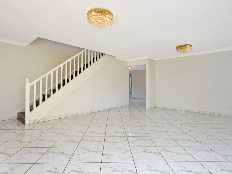 15 Norwin Place, Stanhope Gardens NSW 2768