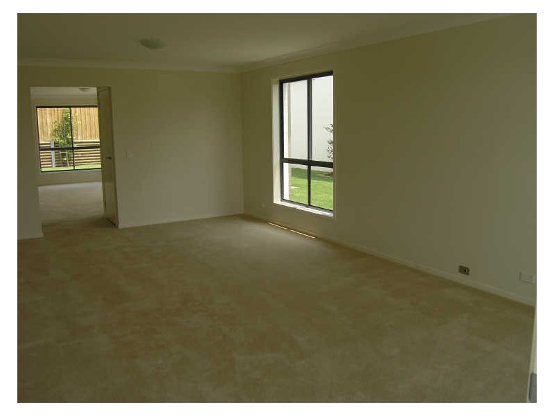 8 Spearwood Circuit, Acacia Gardens NSW 2763