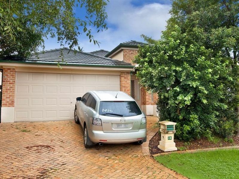 19 Apache Grove, Stanhope Gardens NSW 2768