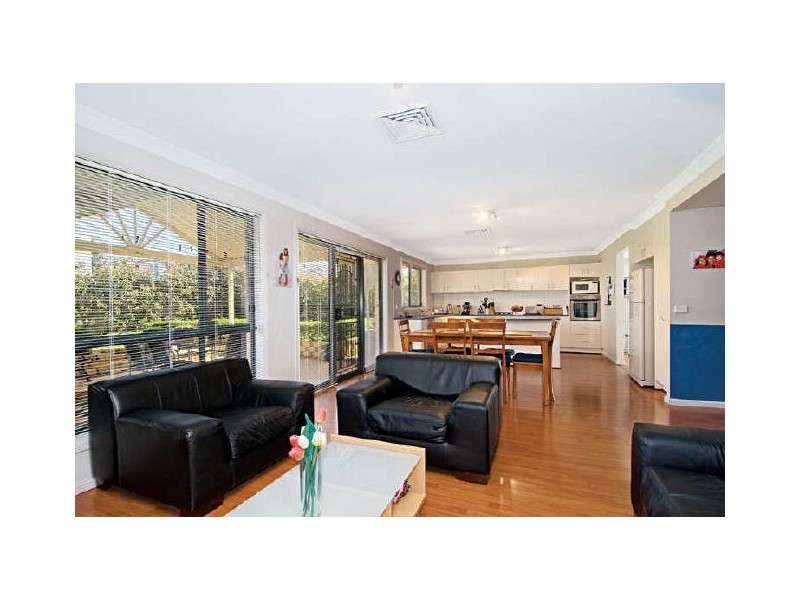 18 Bentwood Terrace, Stanhope Gardens NSW 2768