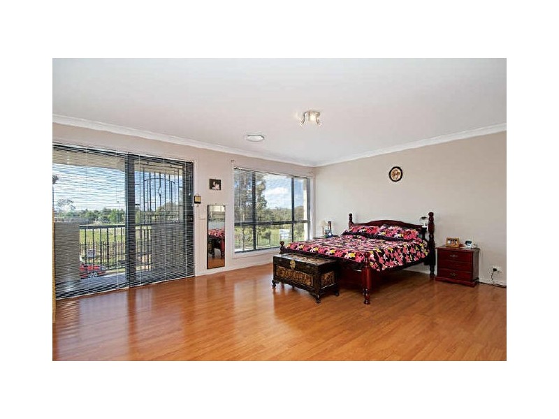 18 Bentwood Terrace, Stanhope Gardens NSW 2768