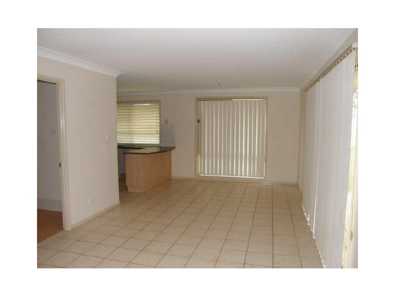 13 Bonaccordo Road, Quakers Hill NSW 2763