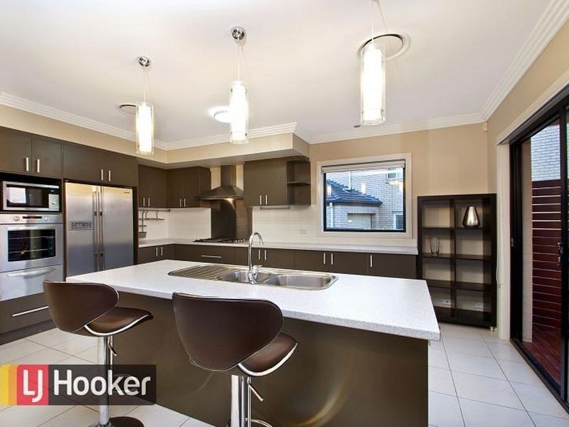 14 Ashtead Parade, Stanhope Gardens NSW 2768