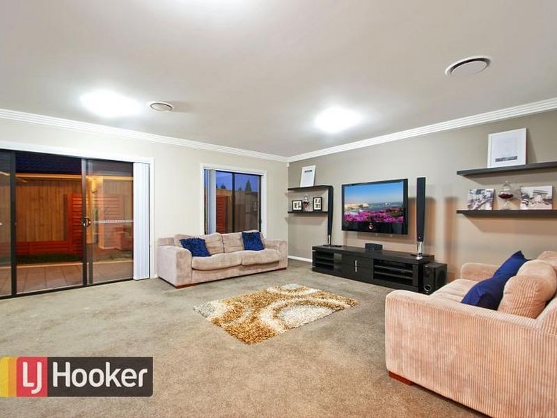 14 Ashtead Parade, Stanhope Gardens NSW 2768