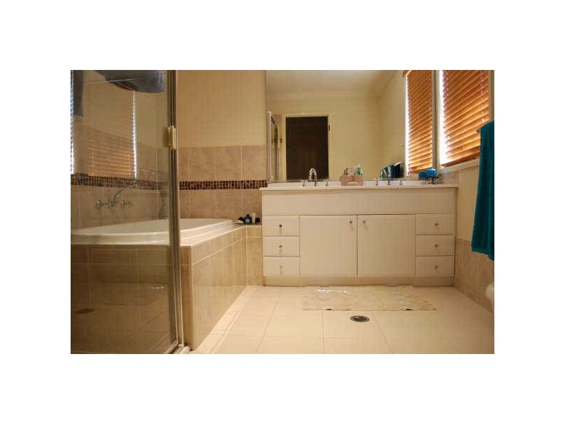 8 Aldridge Street, Stanhope Gardens NSW 2768