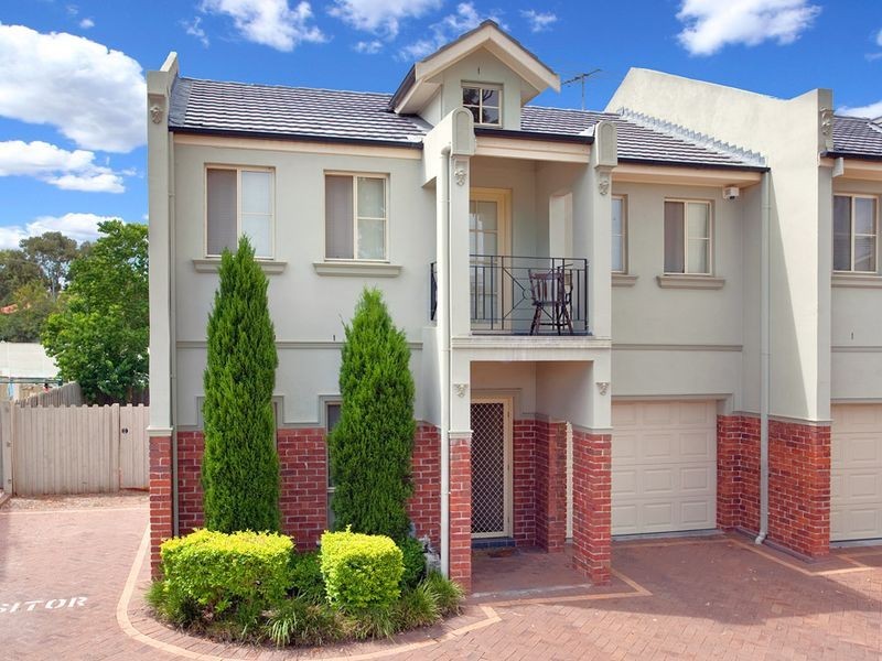 4/6 Blossom Place, Quakers Hill NSW 2763