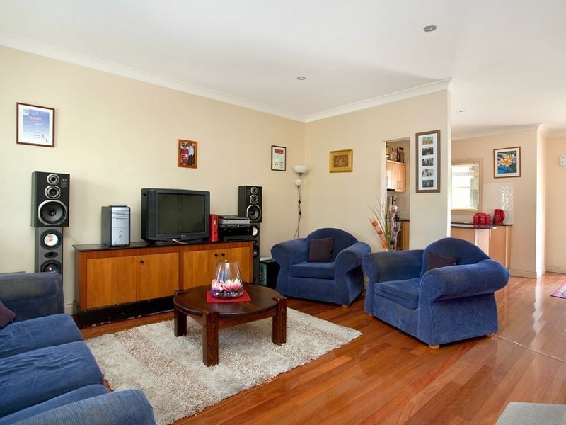 4/6 Blossom Place, Quakers Hill NSW 2763