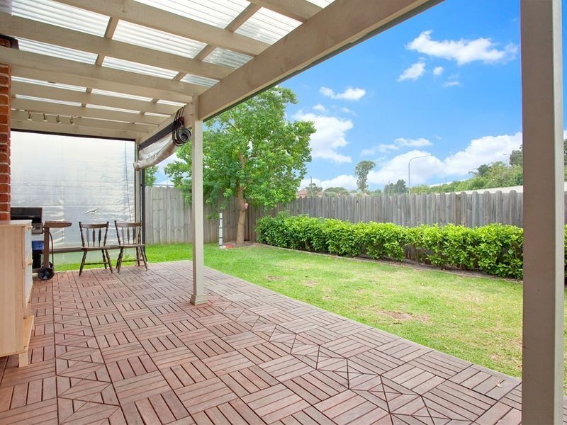 4/6 Blossom Place, Quakers Hill NSW 2763