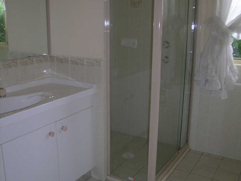 24 Roxburgh Cres, Stanhope Gardens NSW 2768