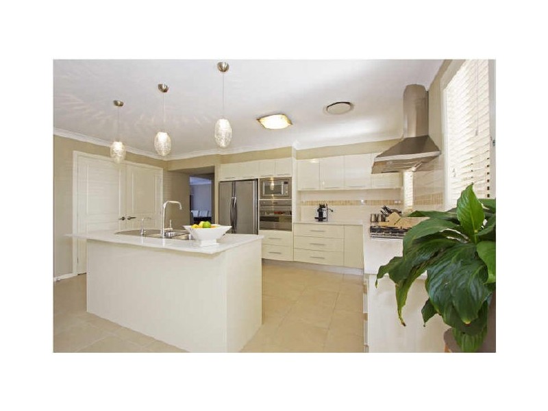 36 Roxburgh Crescent, Stanhope Gardens NSW 2768