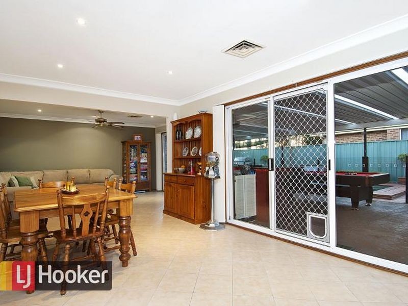 6 Zammit Avenue, Quakers Hill NSW 2763