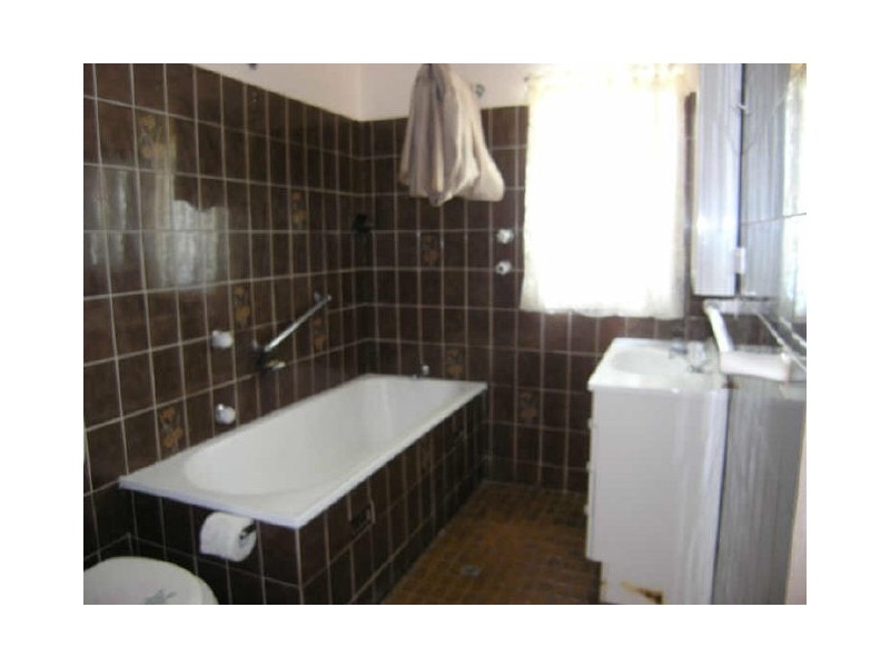 6 Daraya Road, Marayong NSW 2148