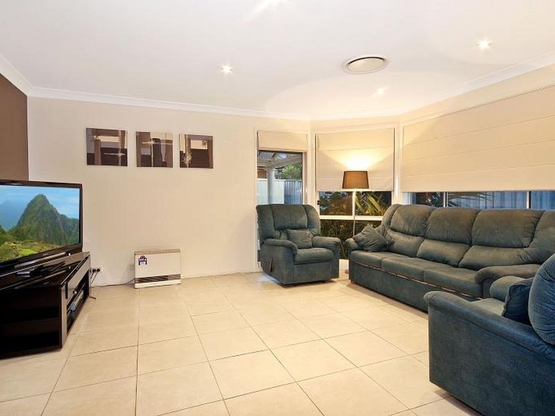 3 Leyburn Street, Stanhope Gardens NSW 2768