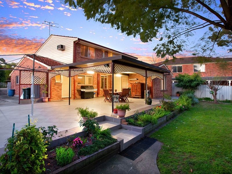 5 Errol Place, Quakers Hill NSW 2763