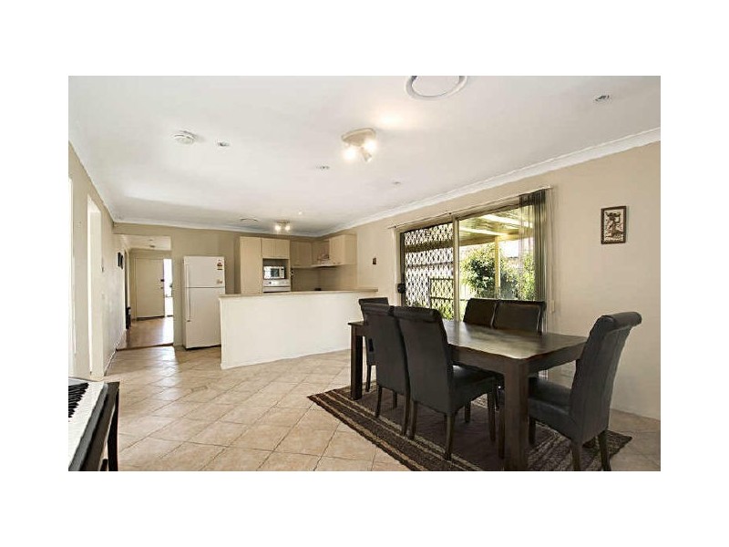 84 Phoenix Ave, Stanhope Gardens NSW 2768
