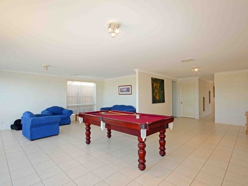 12 Leeds Street, Stanhope Gardens NSW 2768