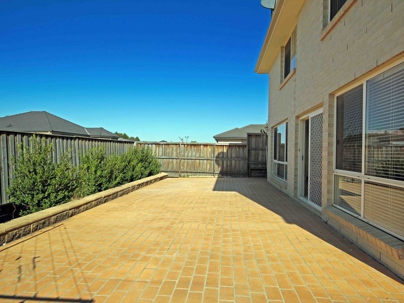 12 Leeds Street, Stanhope Gardens NSW 2768