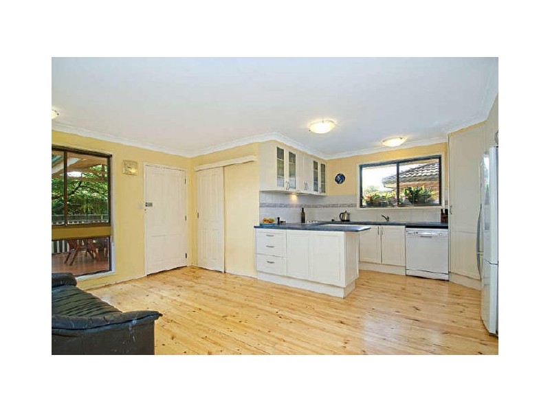 4 Beech Street, Quakers Hill NSW 2763