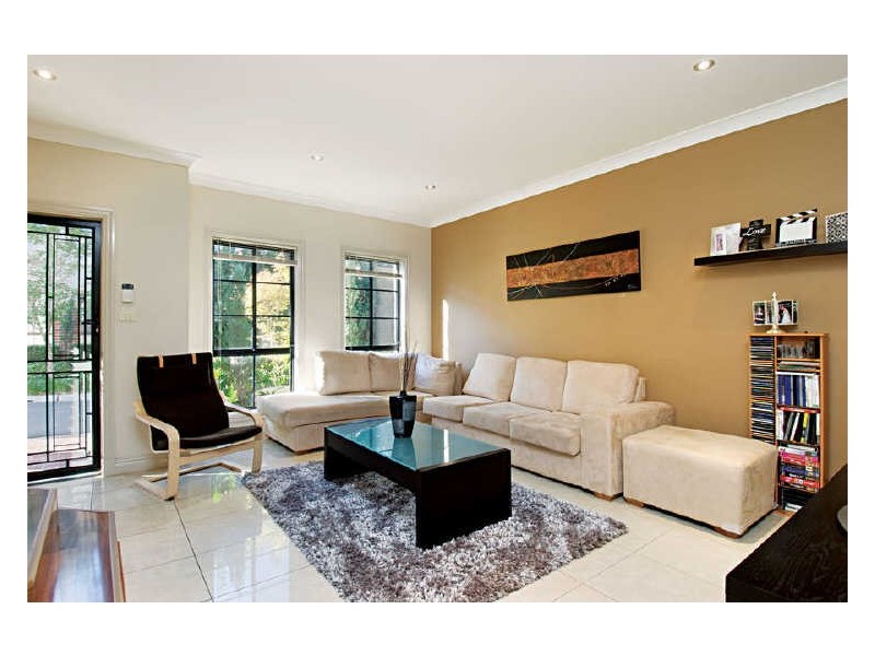 22/6 Blossom Place, Quakers Hill NSW 2763