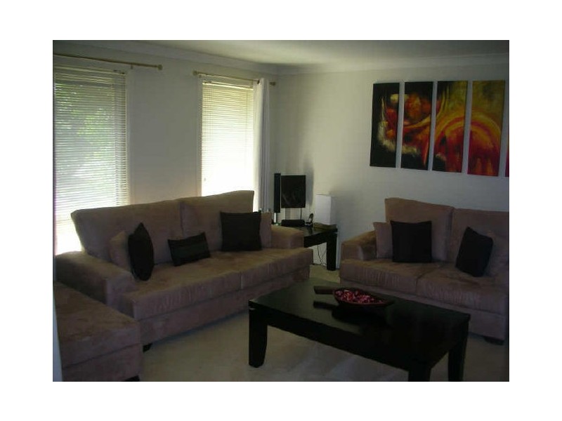 8 Darcy Street, Stanhope Gardens NSW 2768