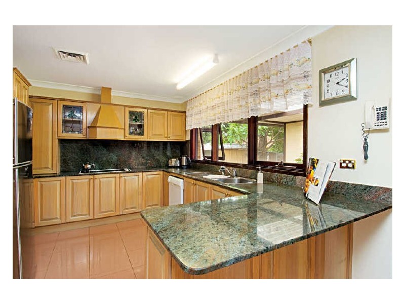 25 Joseph Banks Drive, Kings Langley NSW 2147