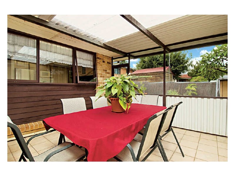 25 Joseph Banks Drive, Kings Langley NSW 2147