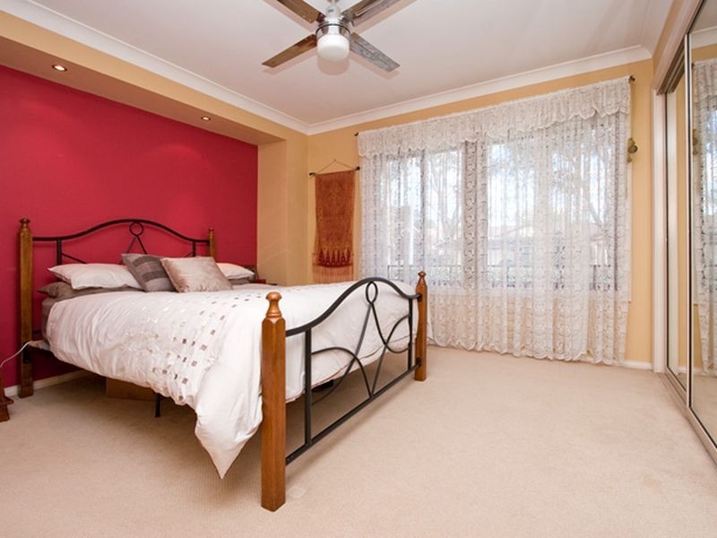 8 Ernest Street, Glenwood NSW 2768