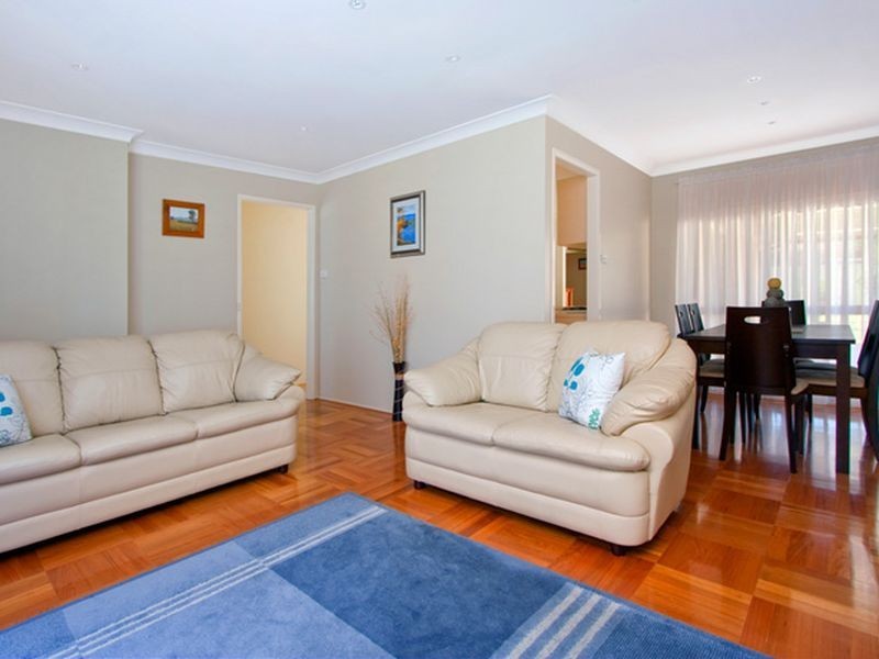 10 Goddard Crescent, Quakers Hill NSW 2763