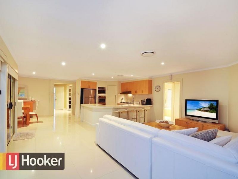 8 Cantwell Street, Glenwood NSW 2768