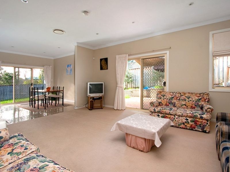 11 Jacqui Circuit, Bella Vista NSW 2153